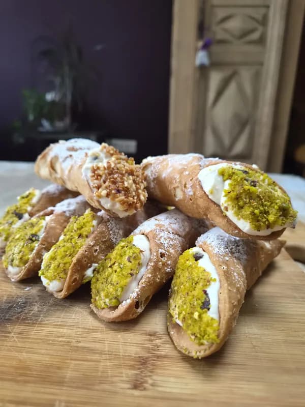 Les Cannoli